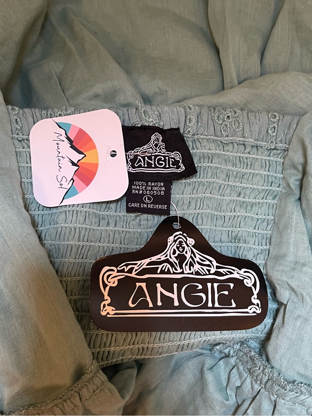 BNWT Angie eyelet top - Picture 8 of 9